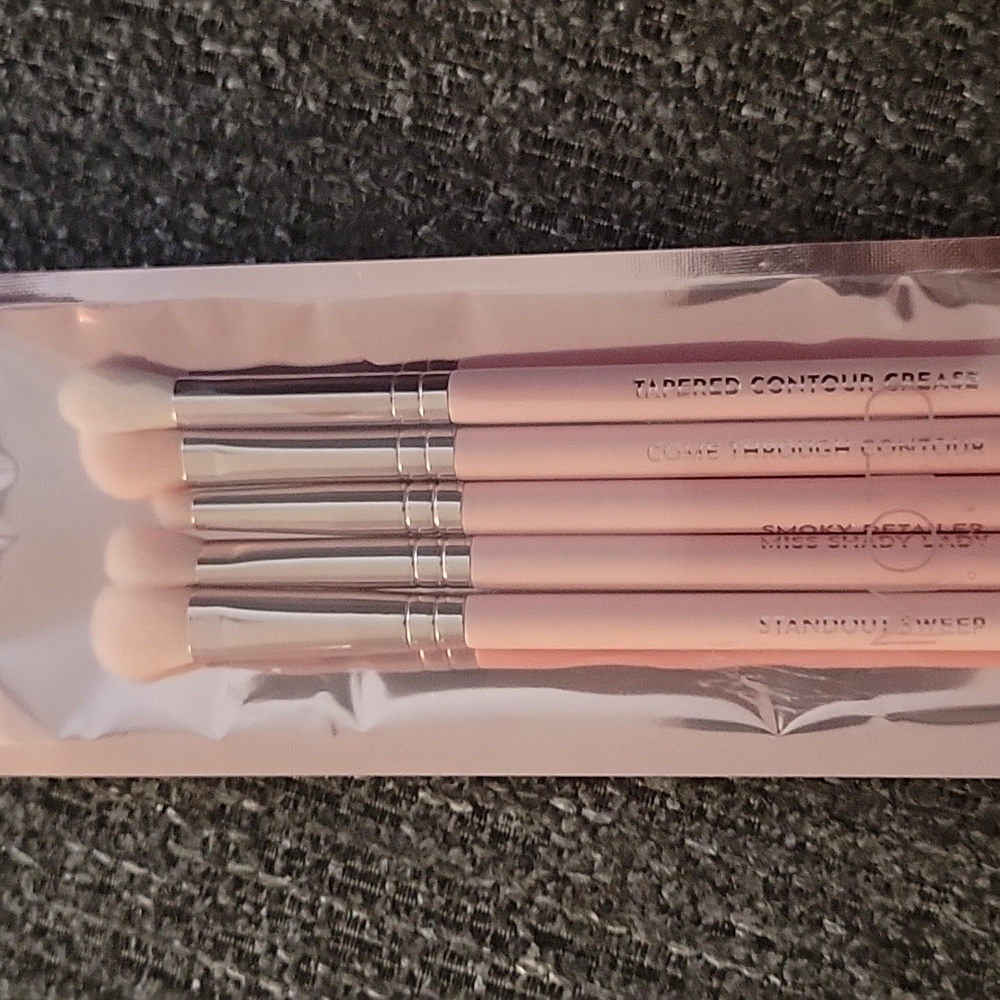 MOTD Brushes